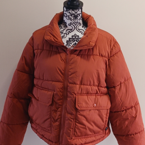 Vans - Picture 5 of 6